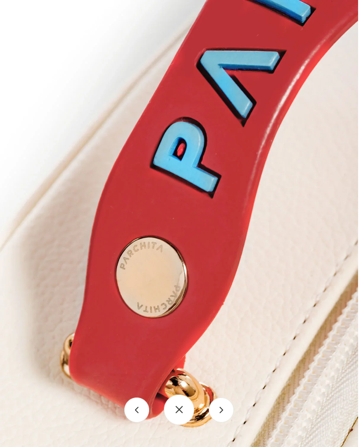 Parchita Chloe Elegant White Handbag